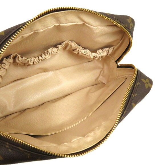 LOUIS VUITTON Brown Monogram Pouch - Picture 5 of 8
